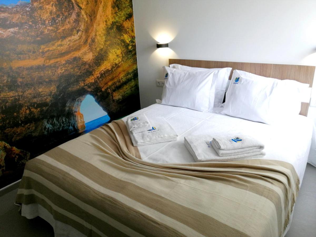 Suites Paradise Algarve Quarteira Exterior photo